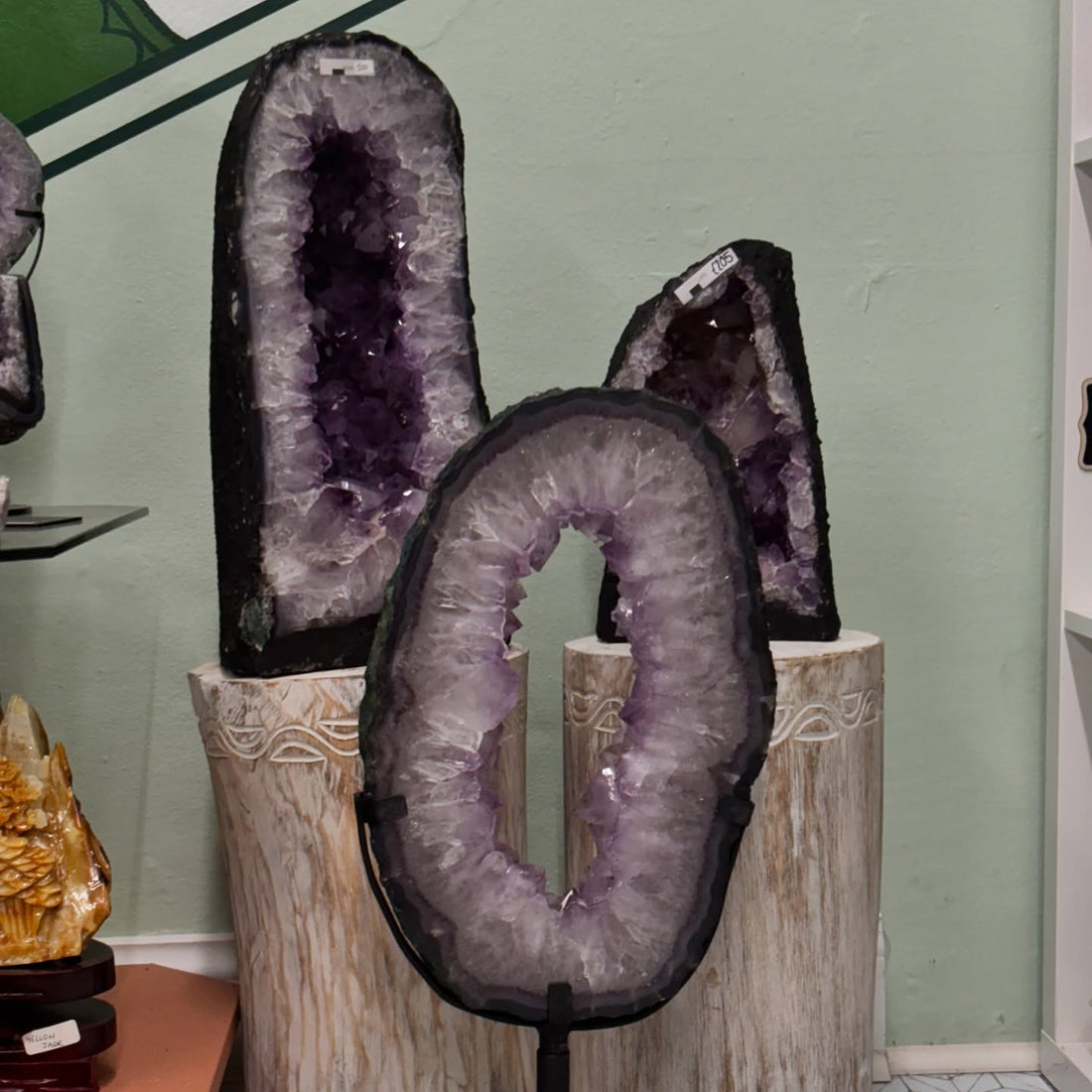 Amethyst: A Crystal of Spiritual Healing and Balance